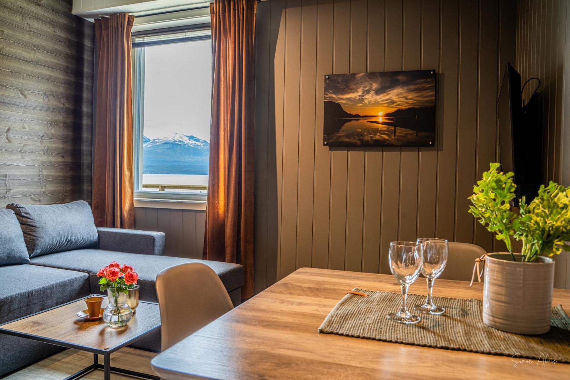 Alpan Apartments, Lyngenfjord Olderdalen 외부 사진